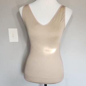 Yummie women's tummy control tank top shapewear nude size medium